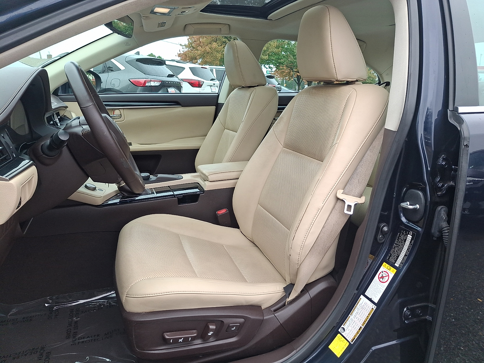 Used 2017 Lexus ES 350 Sedan - photo 13 of 30