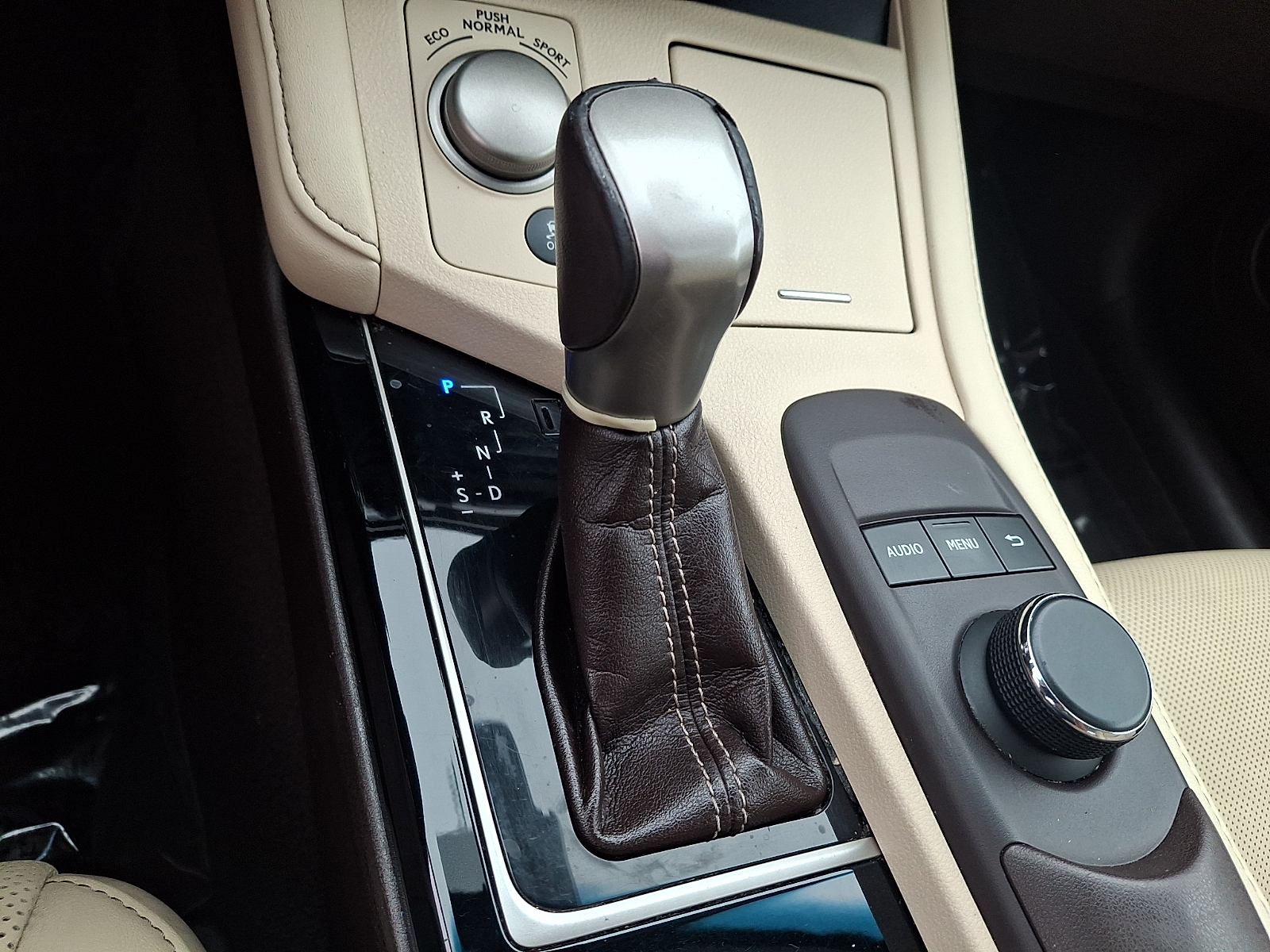 Used 2017 Lexus ES 350 Sedan - photo 15 of 30