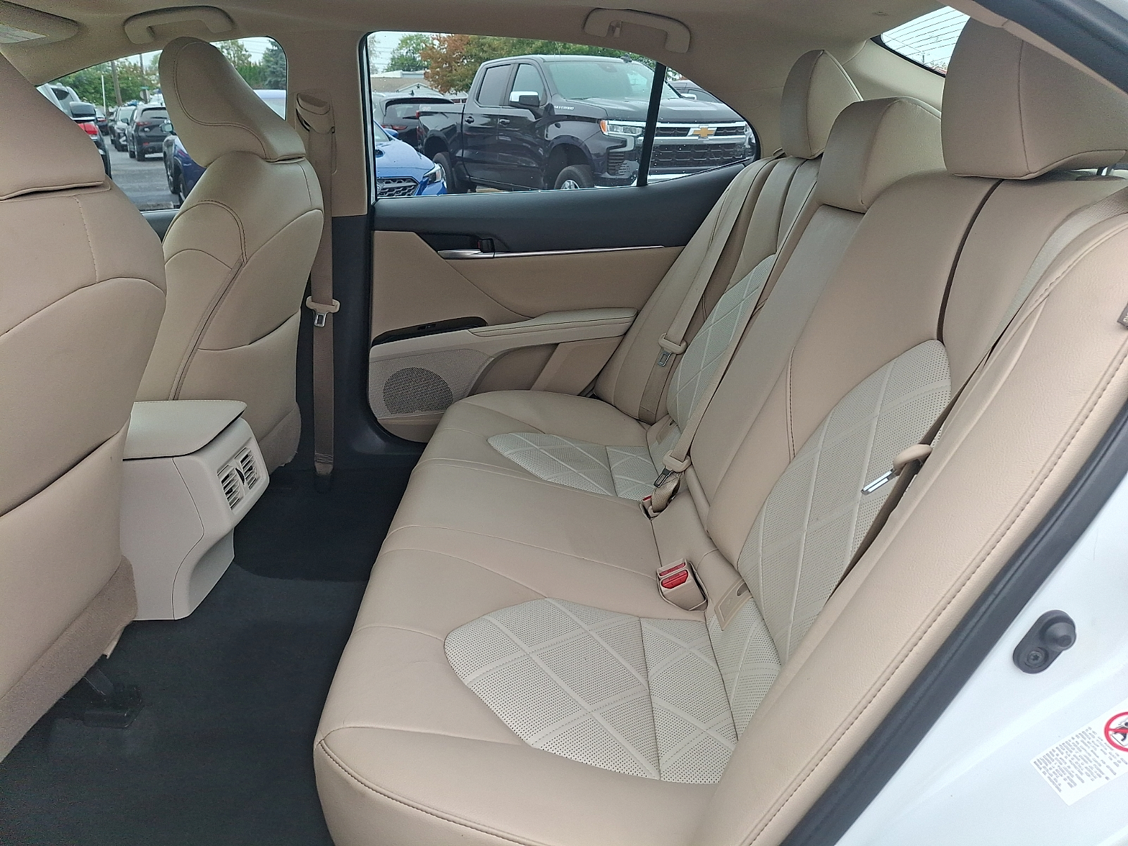 Used 2019 Toyota Camry Sedan - photo 10 of 31