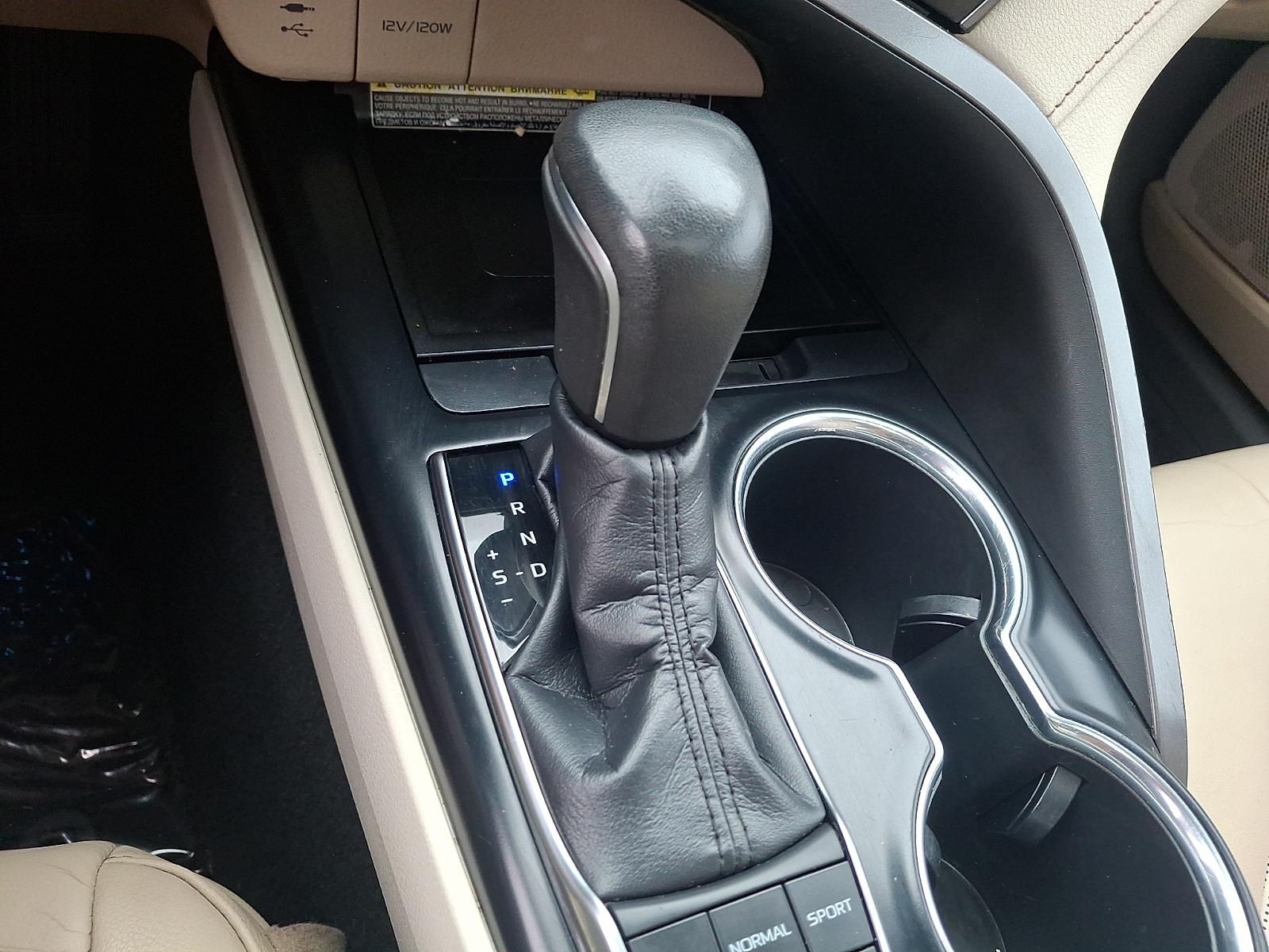 Used 2019 Toyota Camry Sedan - photo 15 of 31