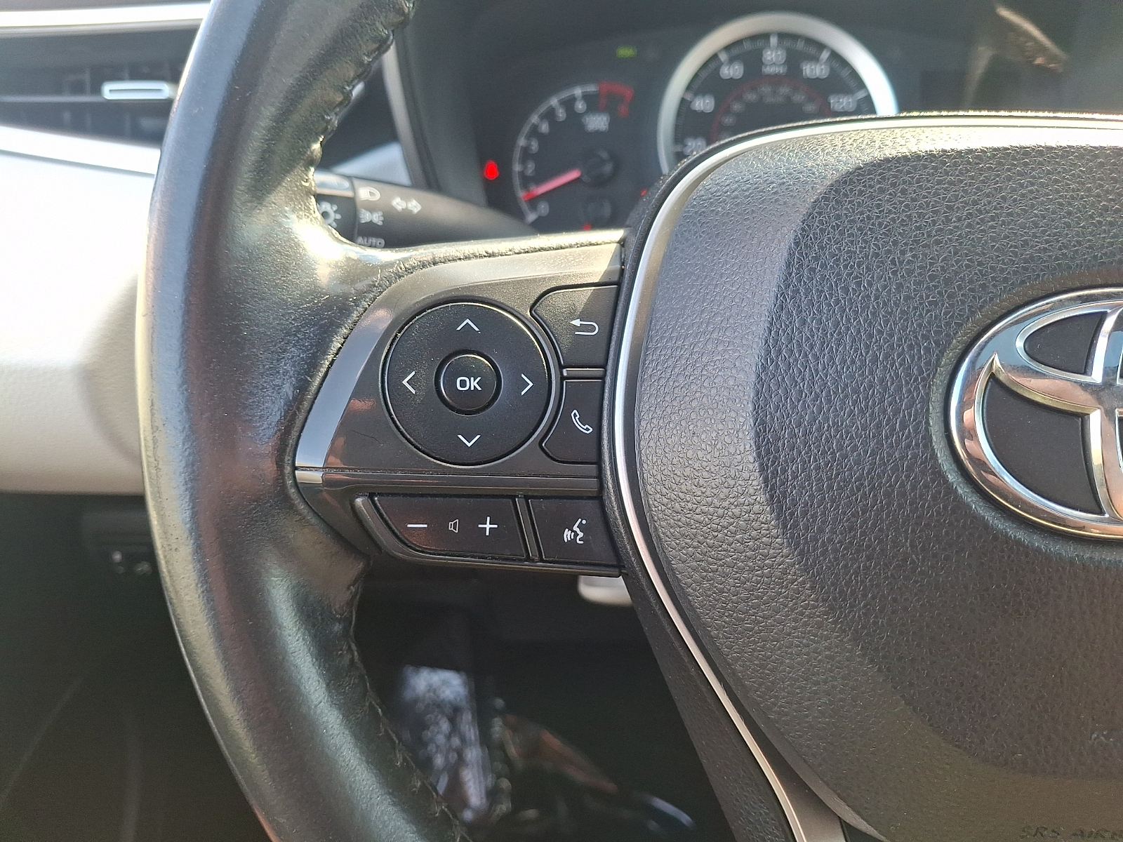 Used 2021 Toyota Corolla Sedan - photo 21 of 30