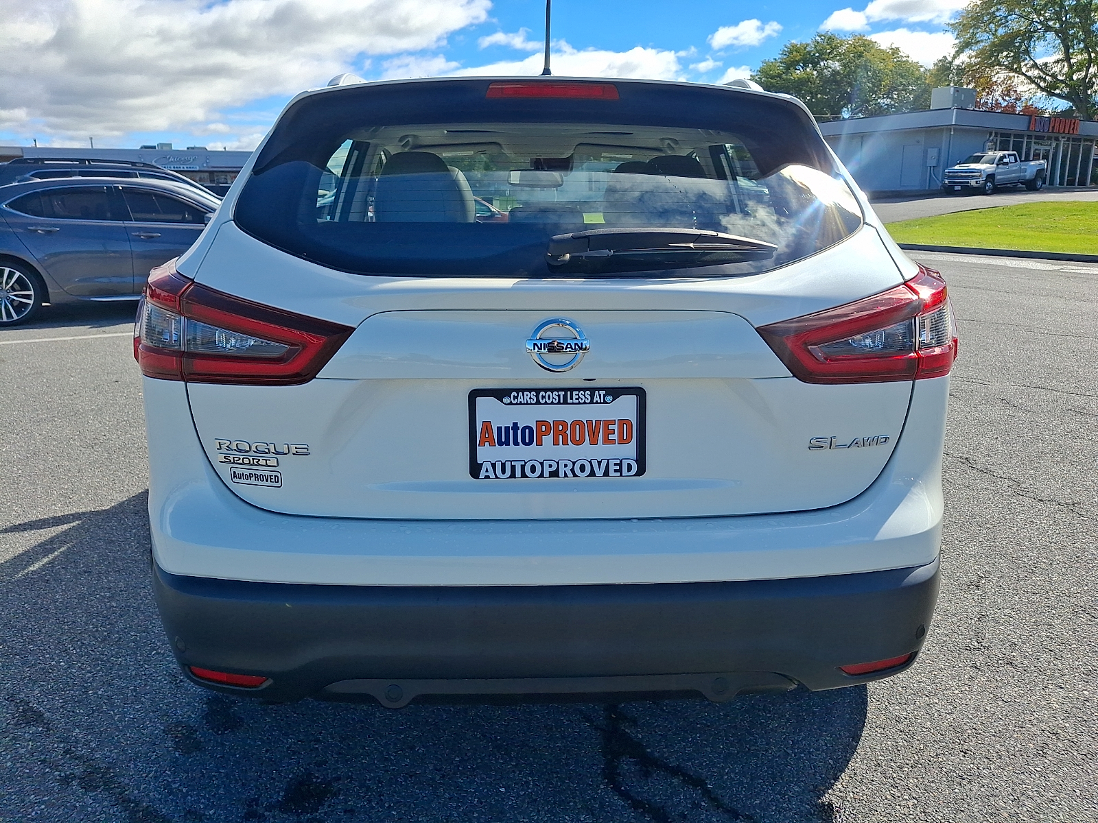 Used 2020 Nissan Rogue Sport SUV - photo 5 of 32