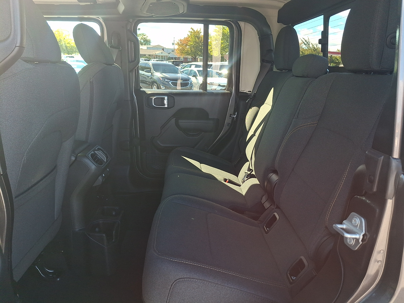 Used 2025 Jeep Gladiator Truck - photo 10 of 31