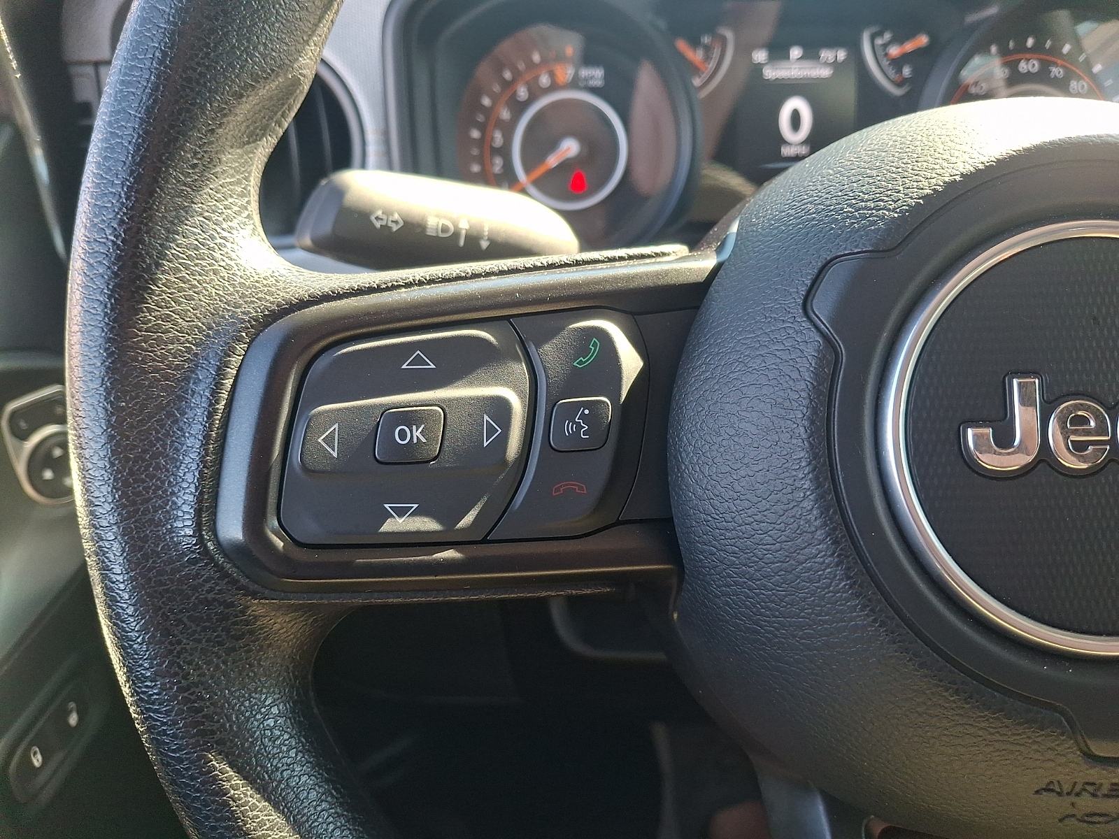 Used 2025 Jeep Gladiator Truck - photo 20 of 31