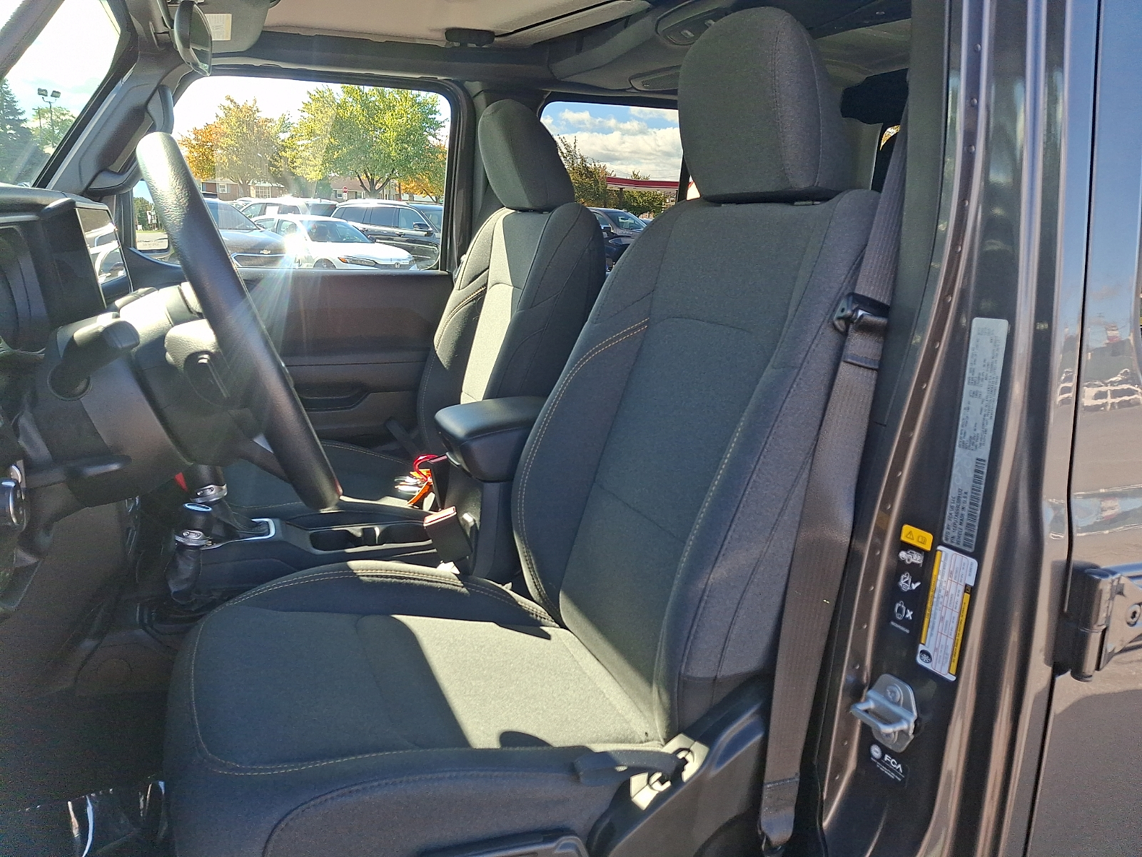 Used 2025 Jeep Gladiator Truck - photo 13 of 31