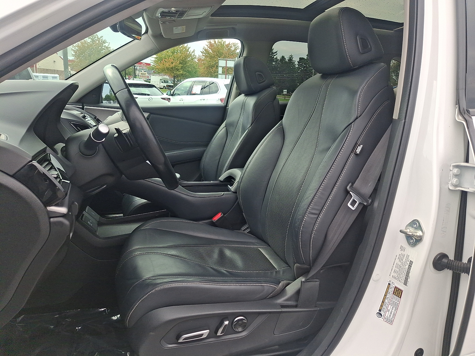 Used 2021 Acura RDX SUV - photo 13 of 34