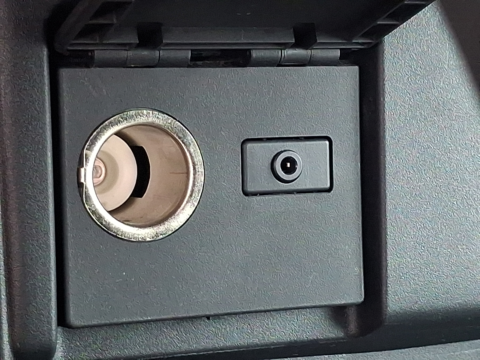 Used 2021 Acura RDX SUV - photo 27 of 34