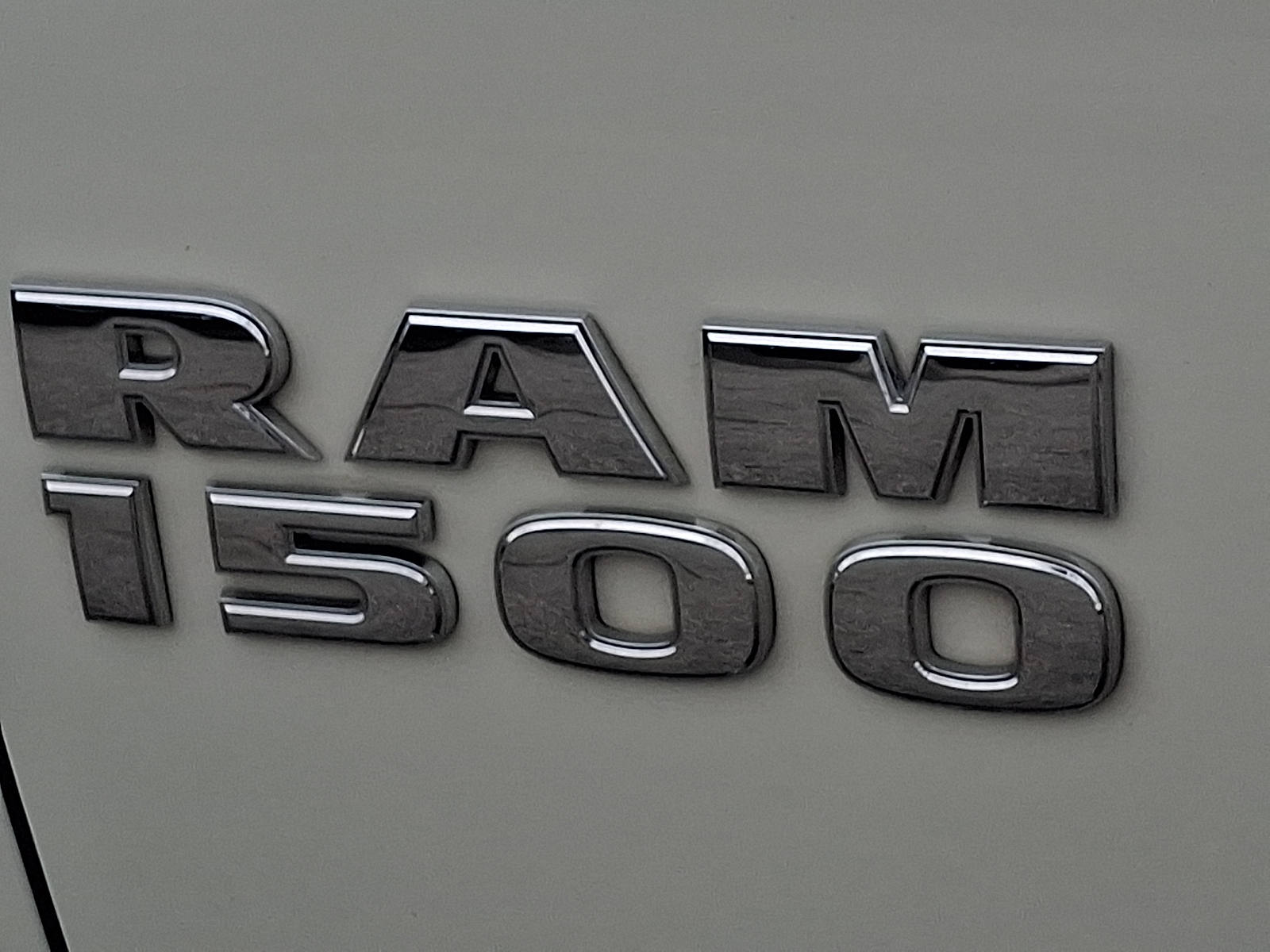 Used 2017 Ram 1500 Truck - photo 32 of 35