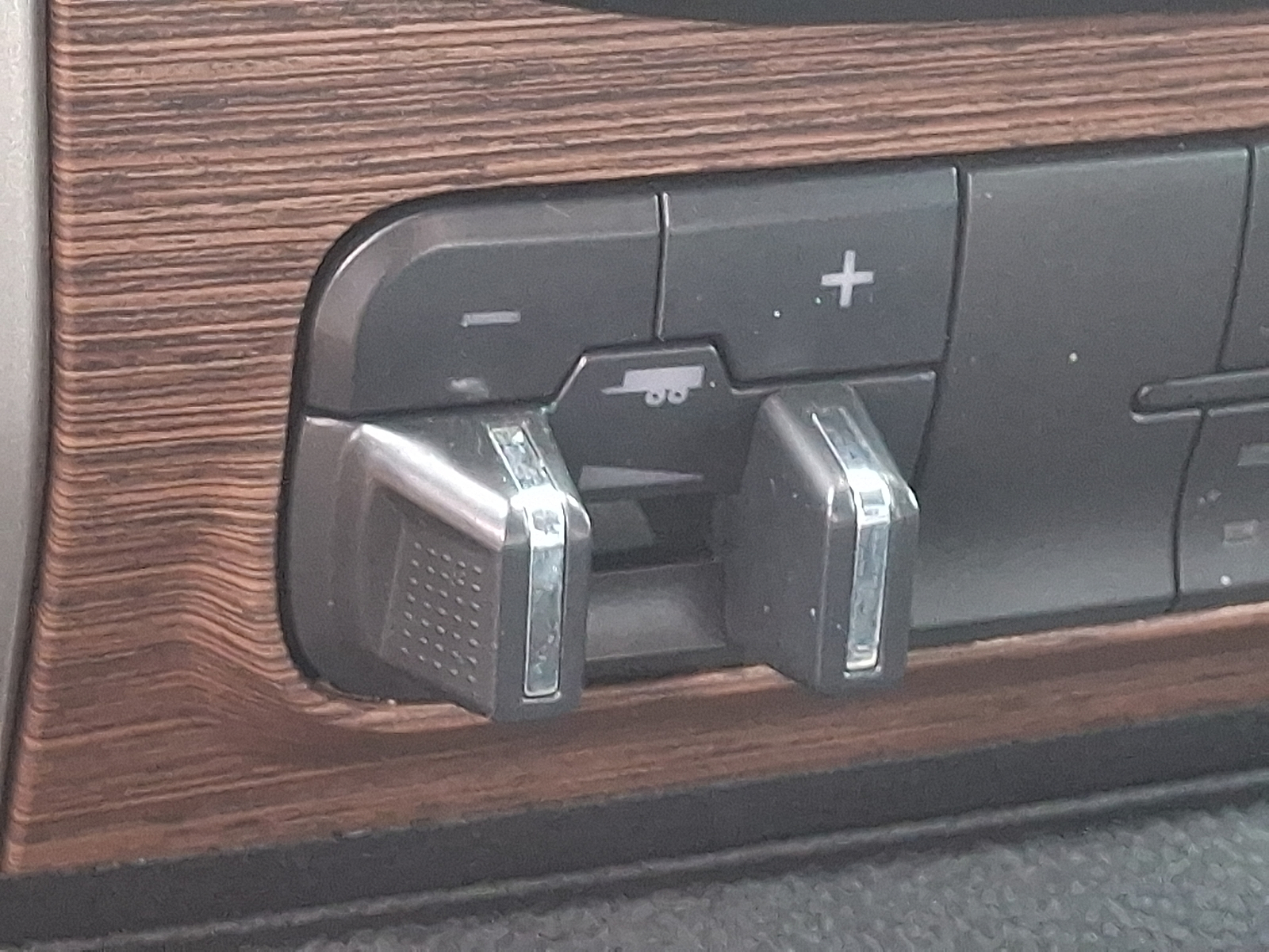 Used 2017 Ram 1500 Truck - photo 25 of 35