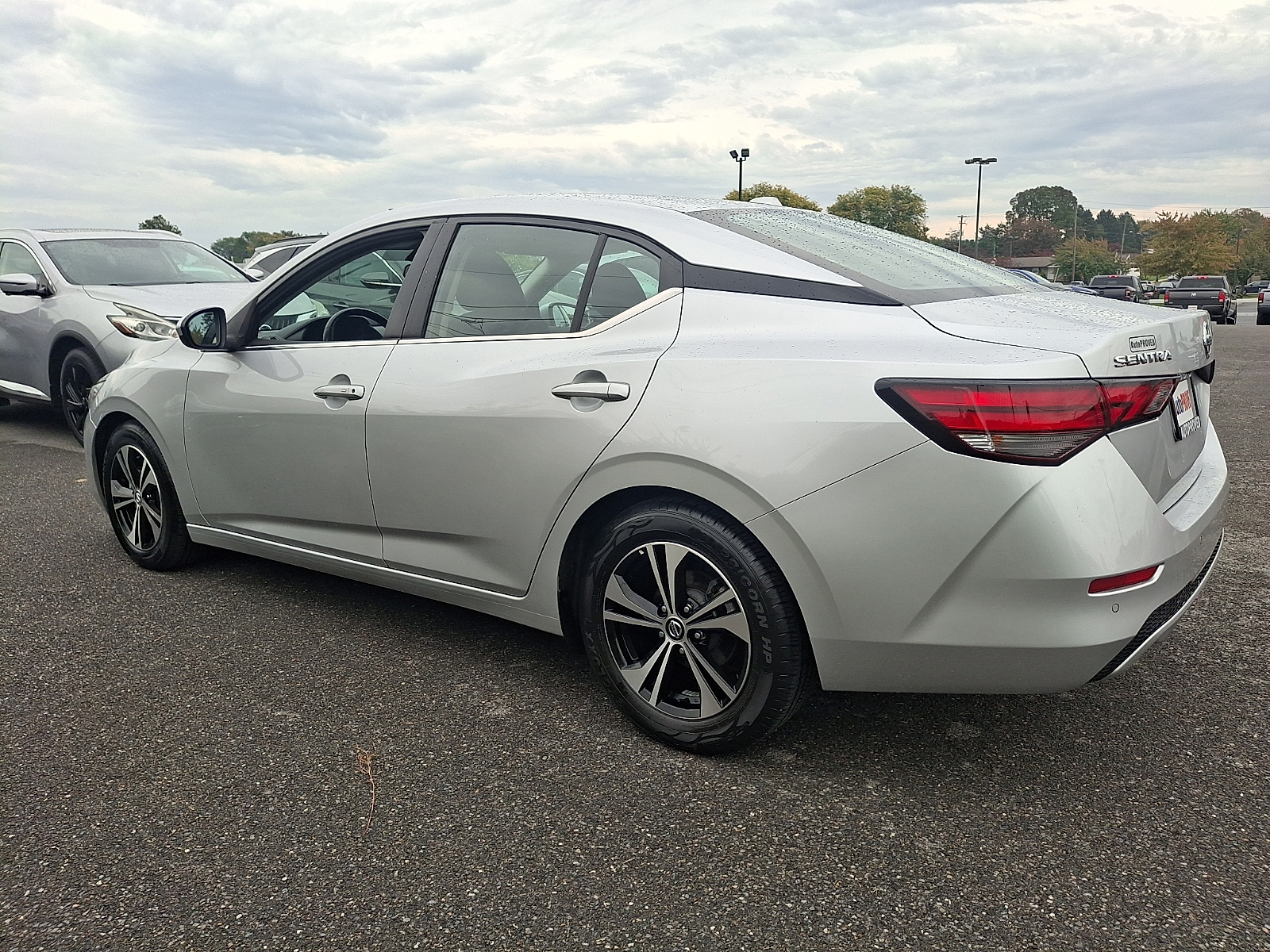 Used 2021 Nissan Sentra Sedan - photo 4 of 30
