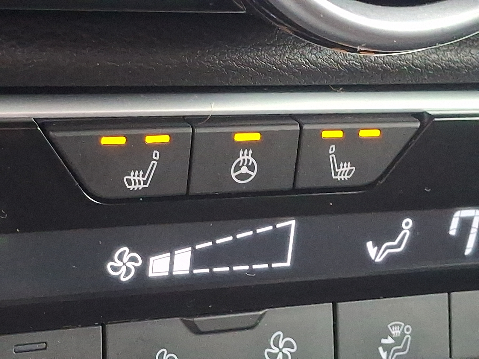 Used 2023 Nissan Sentra Sedan - photo 23 of 30