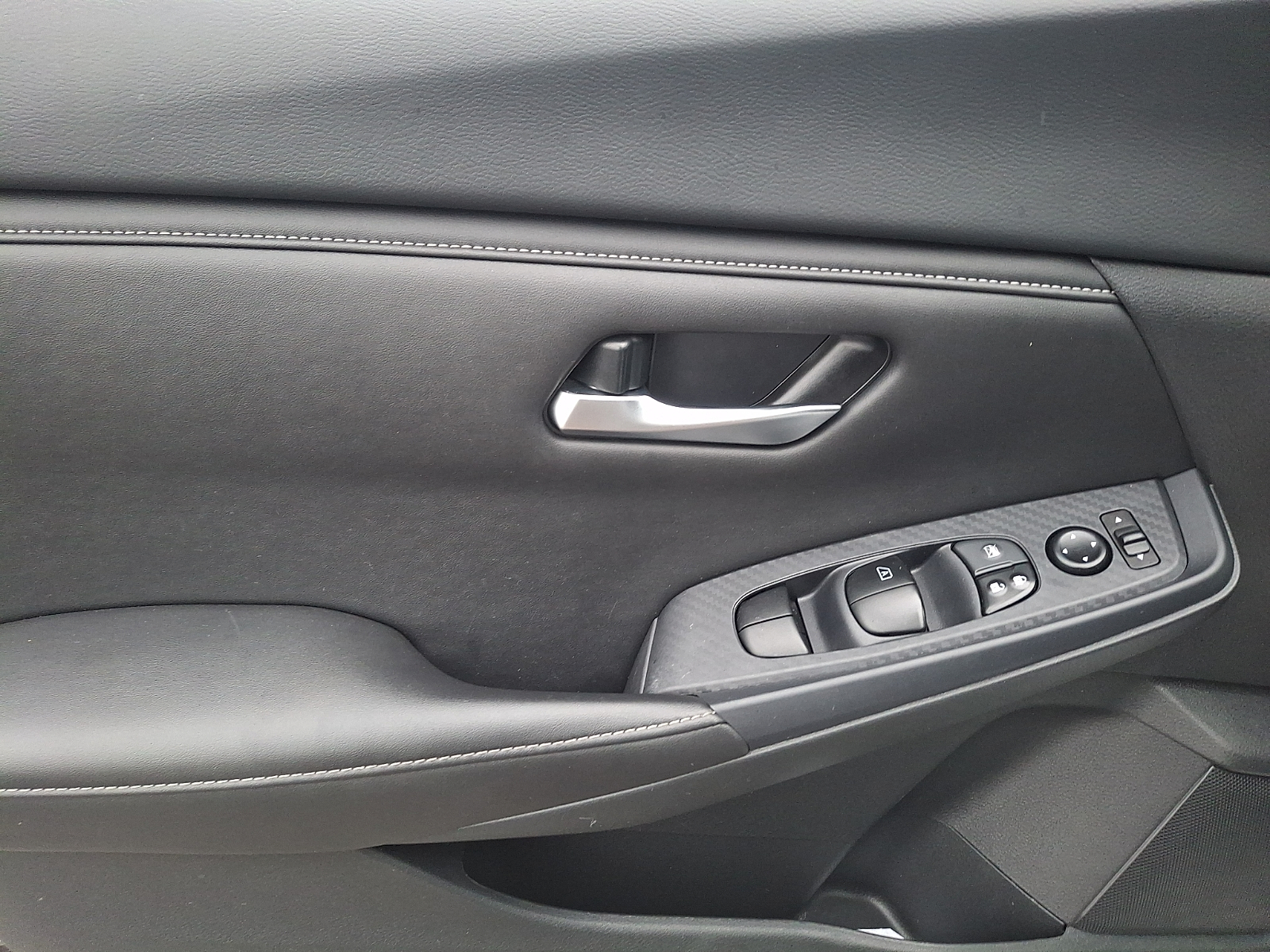 Used 2023 Nissan Sentra Sedan - photo 12 of 30