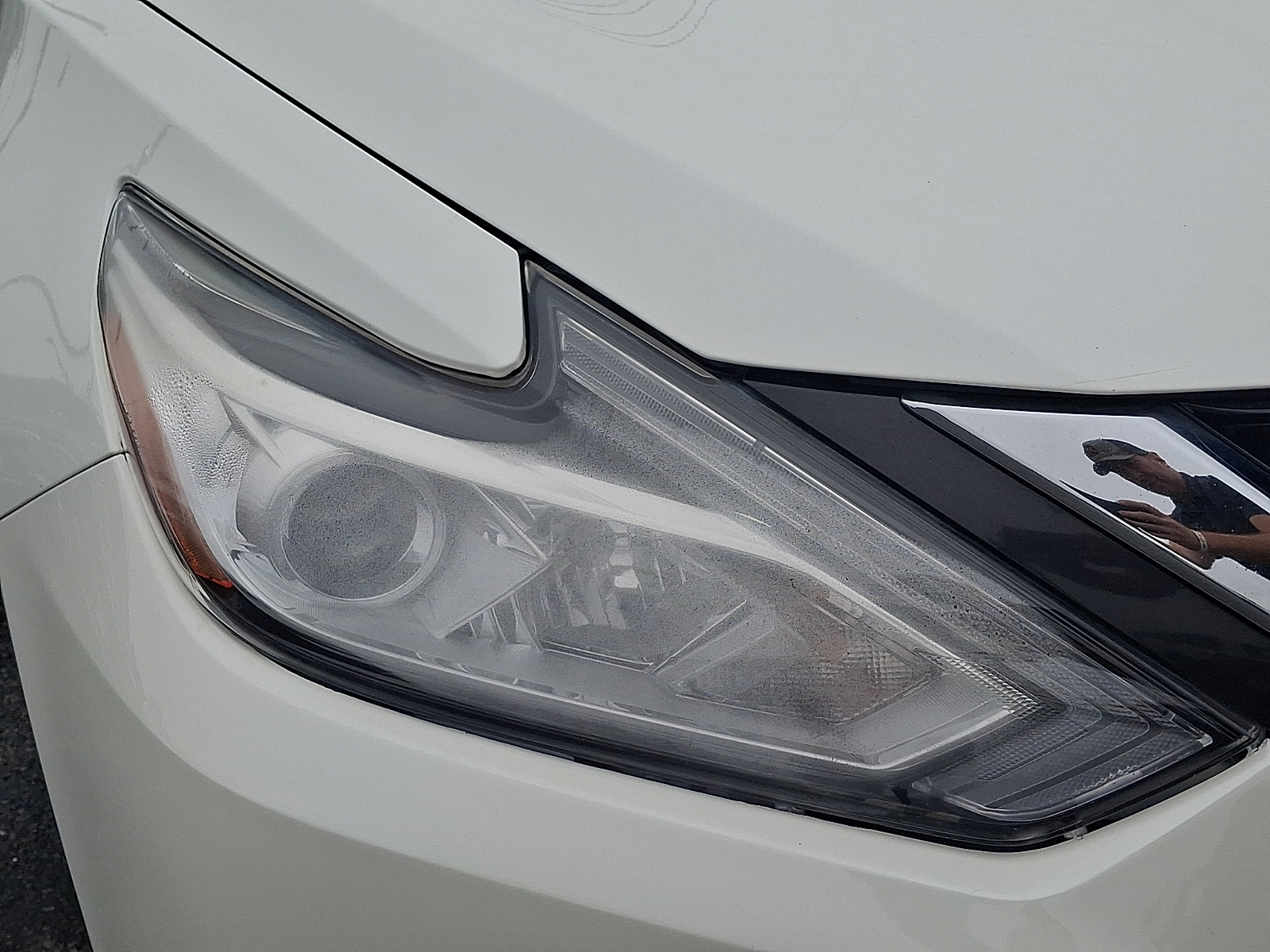 Used 2018 Nissan Altima Sedan - photo 9 of 31