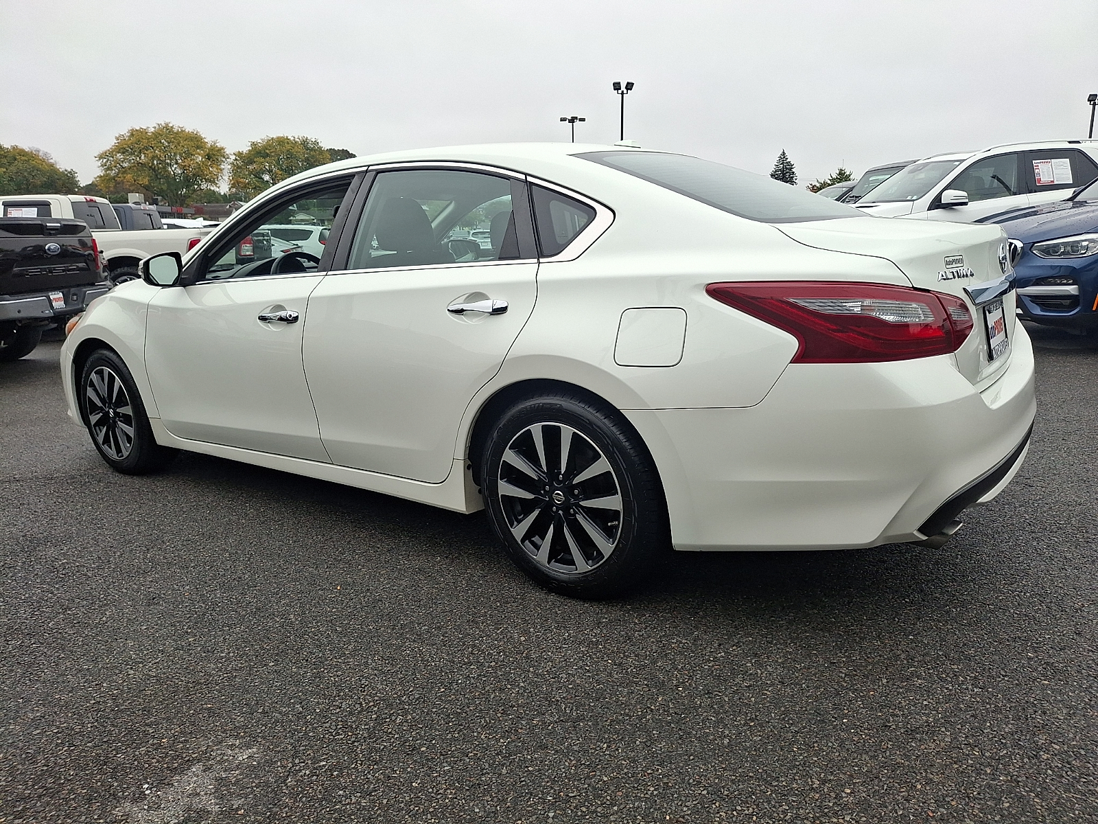 Used 2018 Nissan Altima Sedan - photo 4 of 31