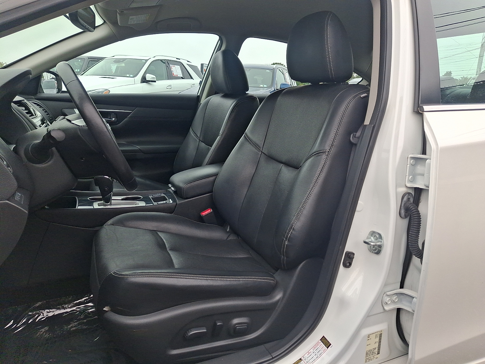 Used 2018 Nissan Altima Sedan - photo 13 of 31