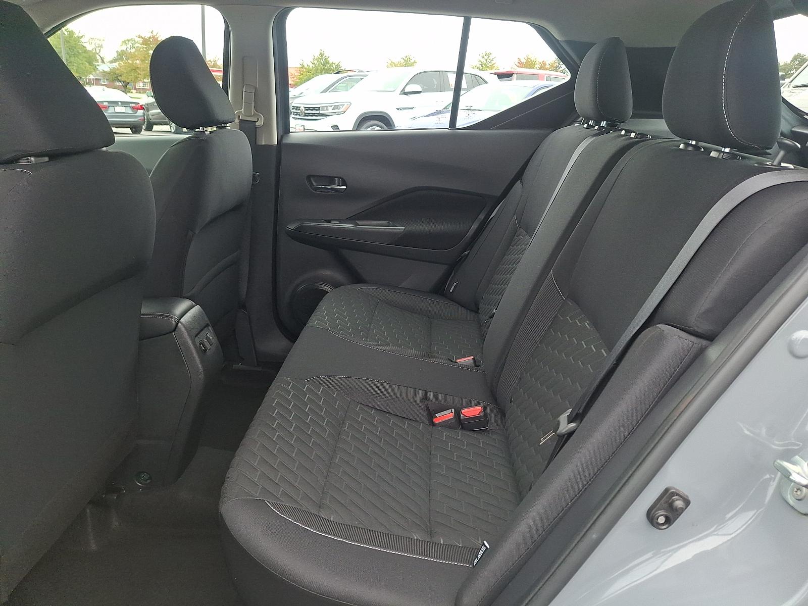 Used 2022 Nissan Kicks SUV - photo 10 of 30