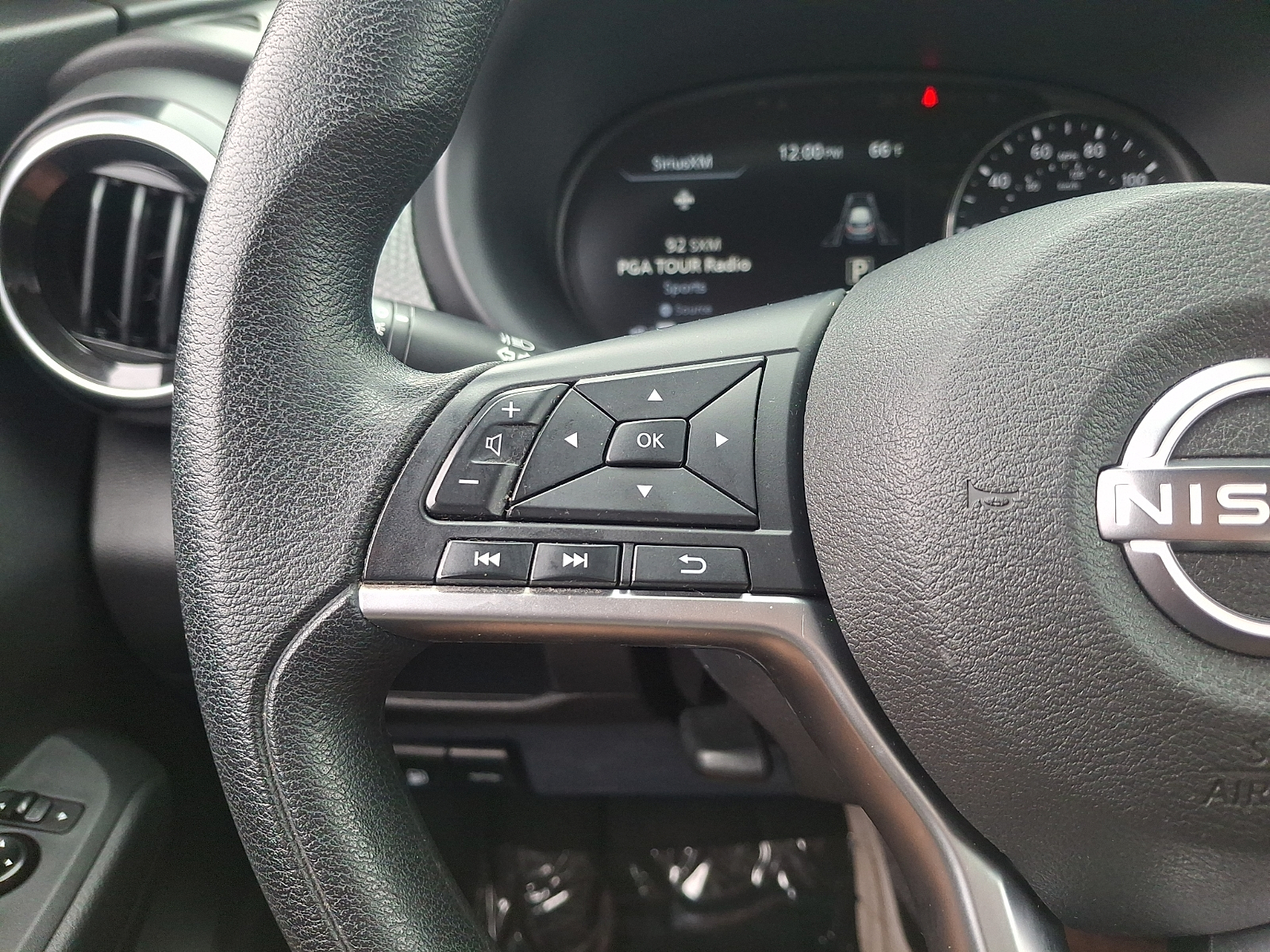 Used 2022 Nissan Kicks SUV - photo 20 of 30