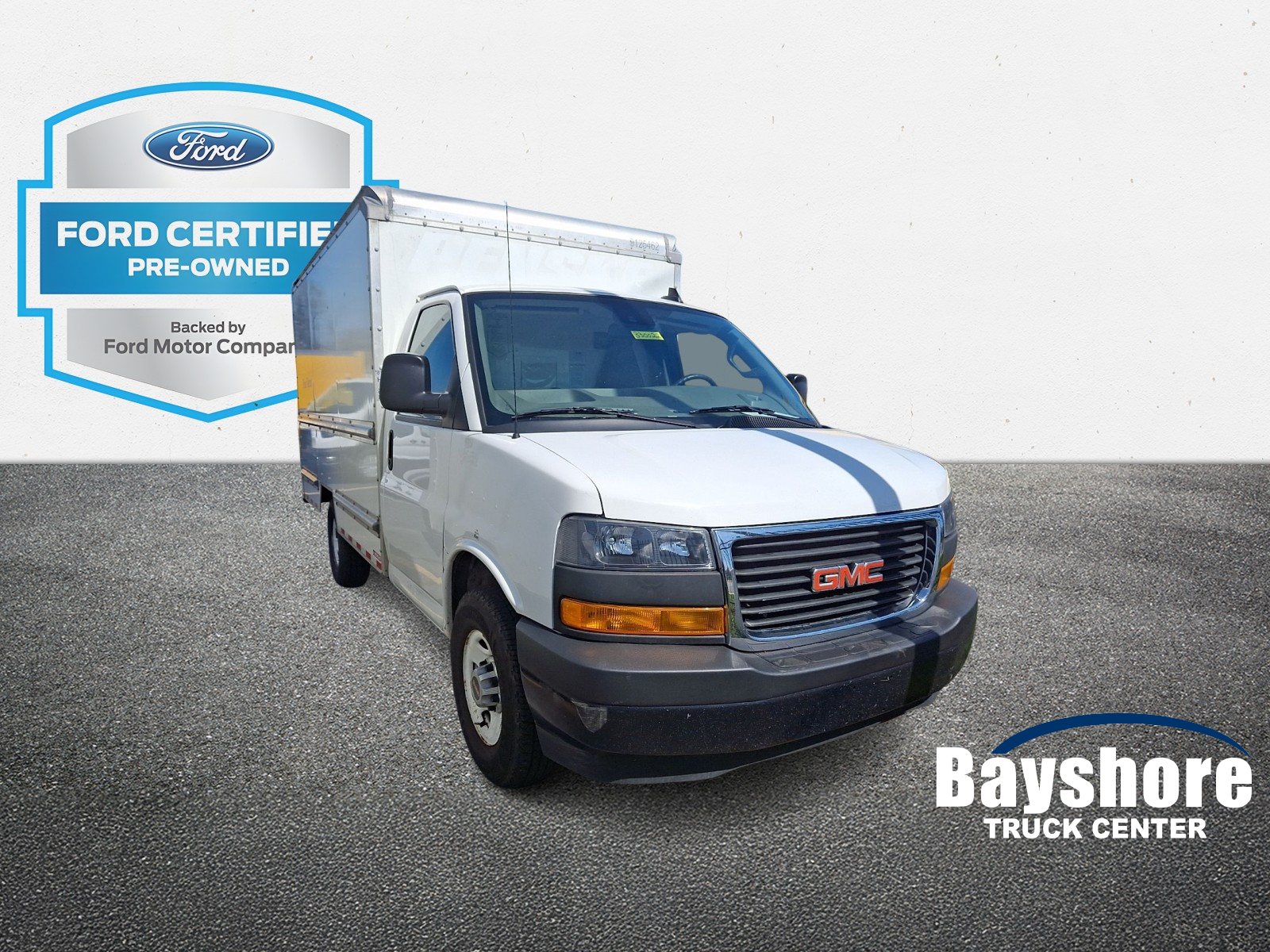 White 2021 GMC Savana Chassis 3500 139 Cutaway RWD Van Rear-Wheel Drive Automatic