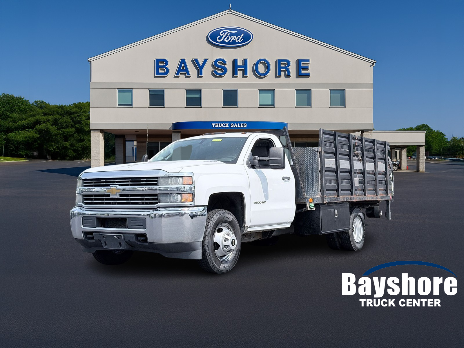 White 2015 Chevrolet Silverado 3500HD Chassis Pickup Truck 4X2 Automatic