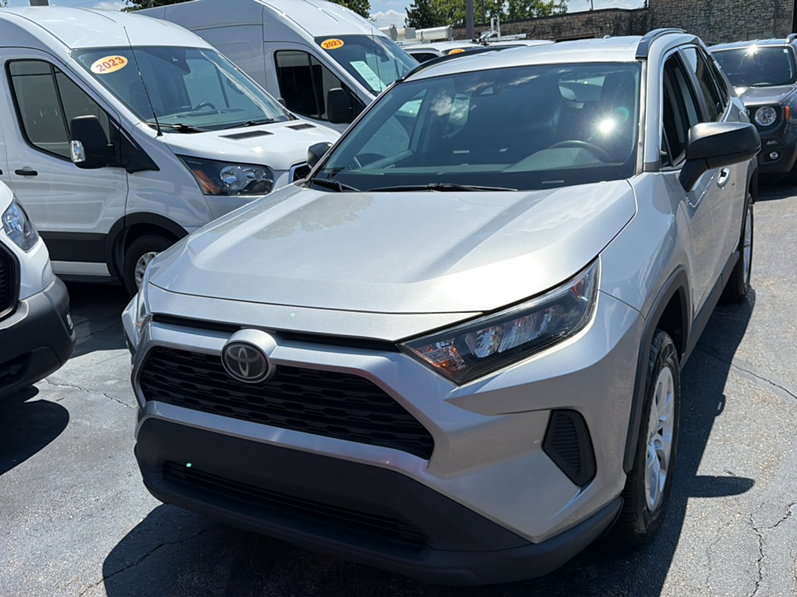 View vehicle photo 2