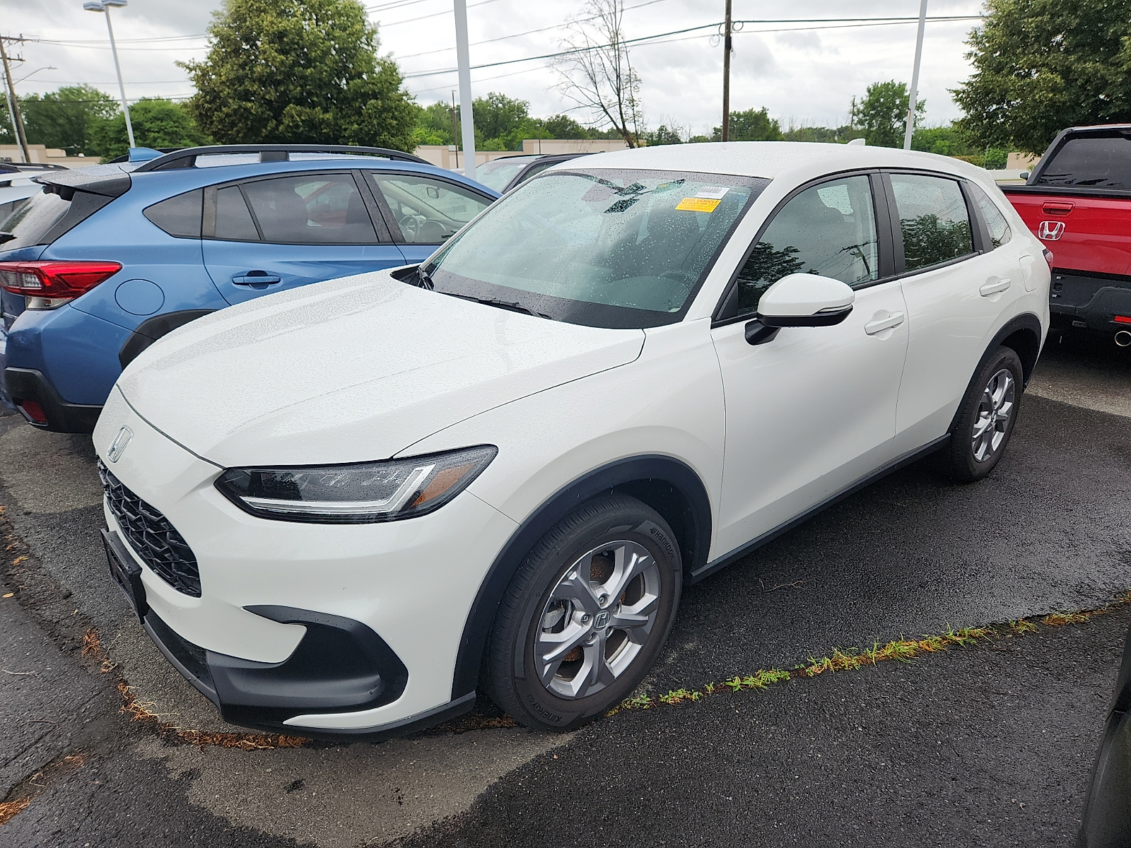 View vehicle photo 2
