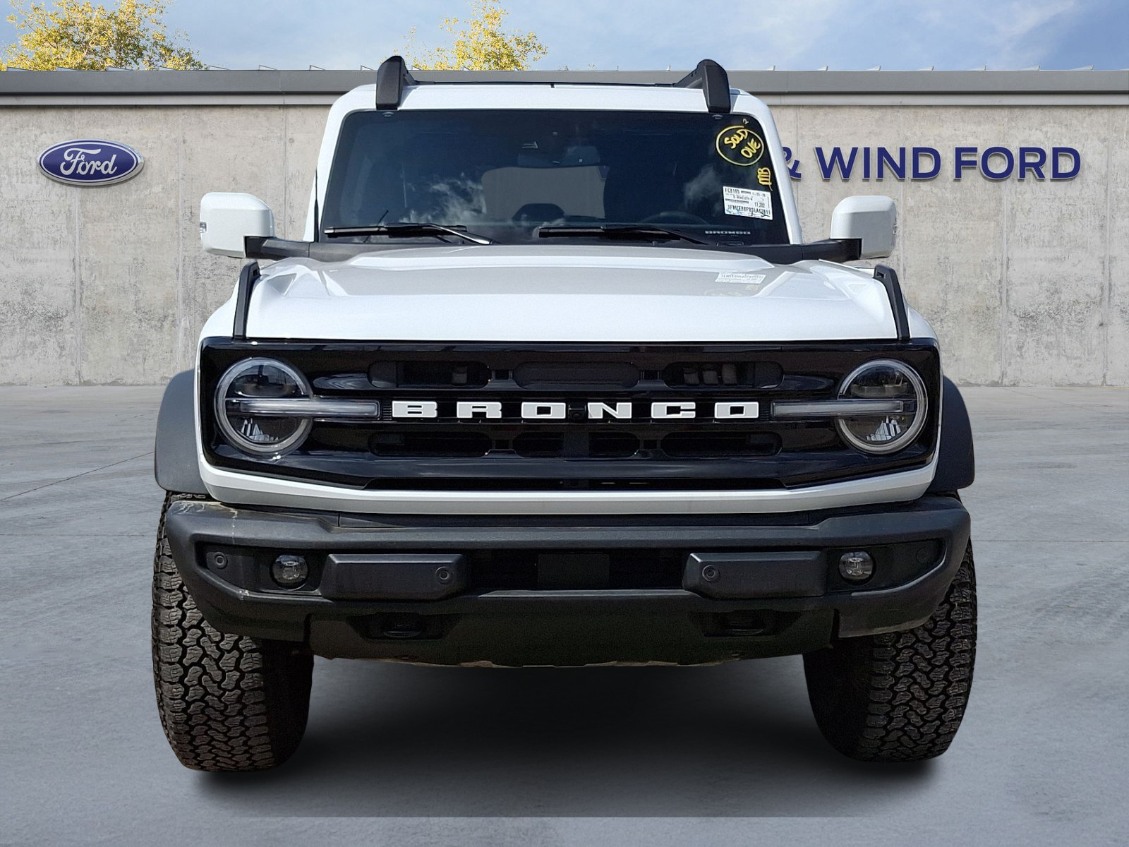 View vehicle photo 2