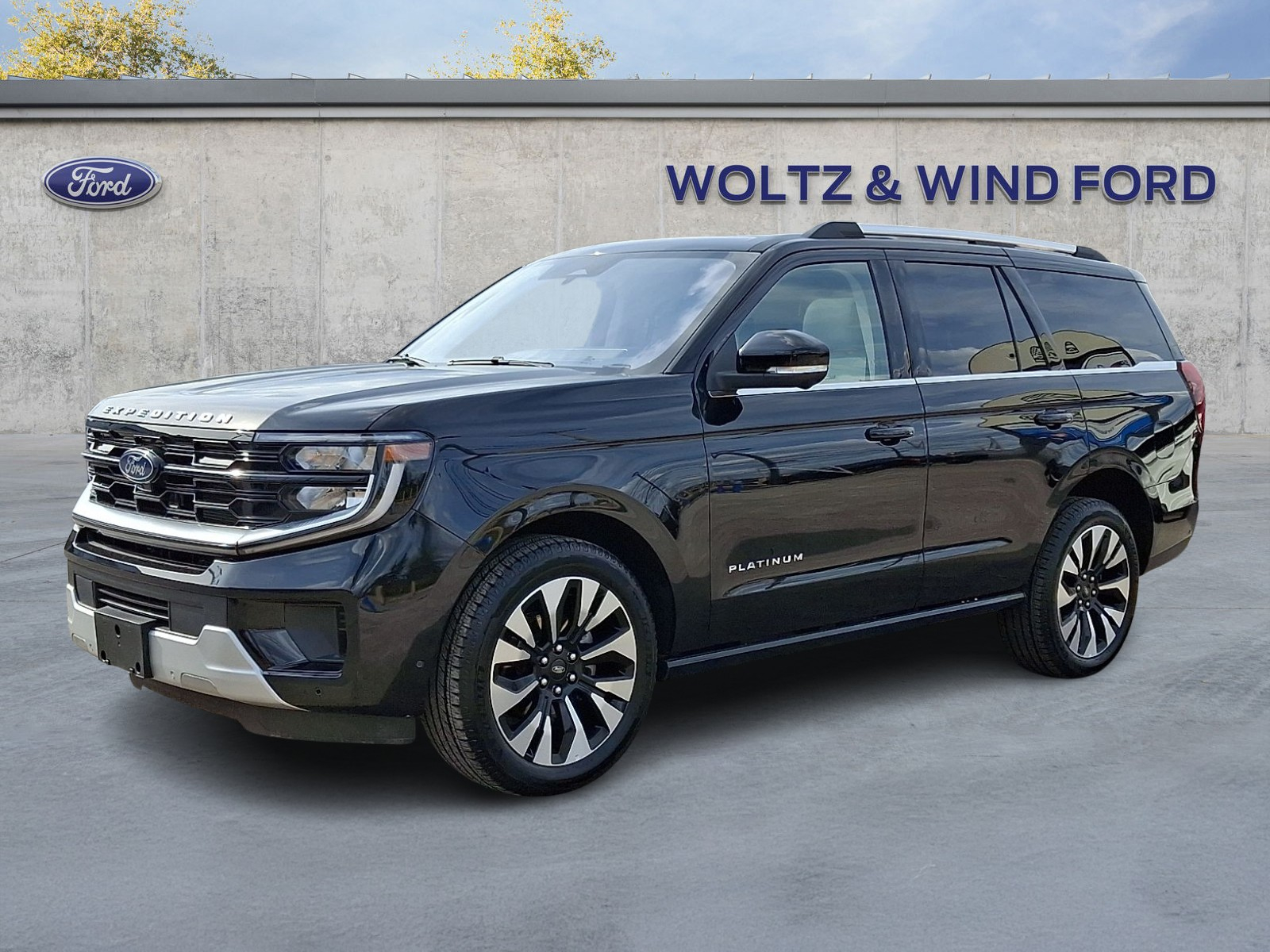 View vehicle photo 3