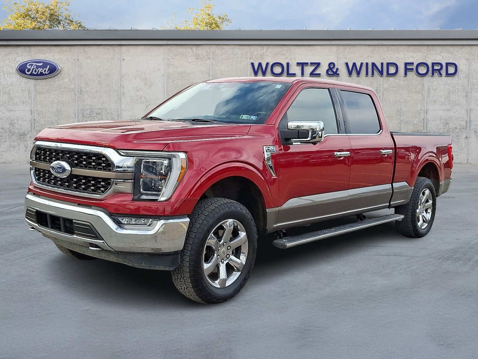 View vehicle photo 3