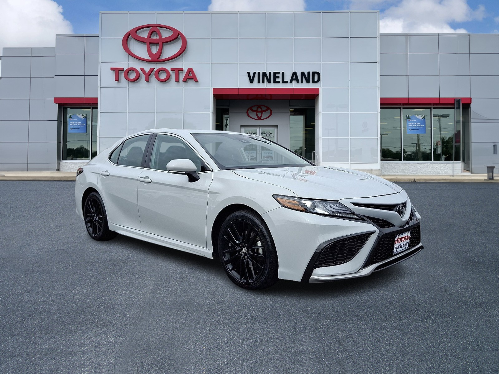 2024 Toyota Camry XSE's photo