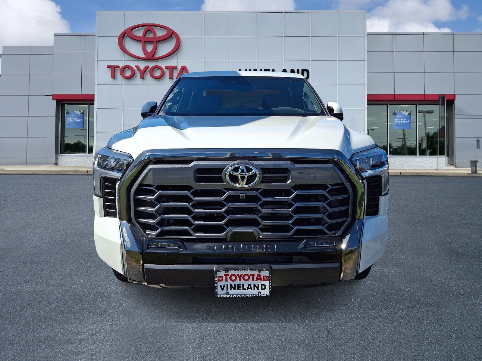 2026 Toyota Tundra Platinum CrewMax photo 2