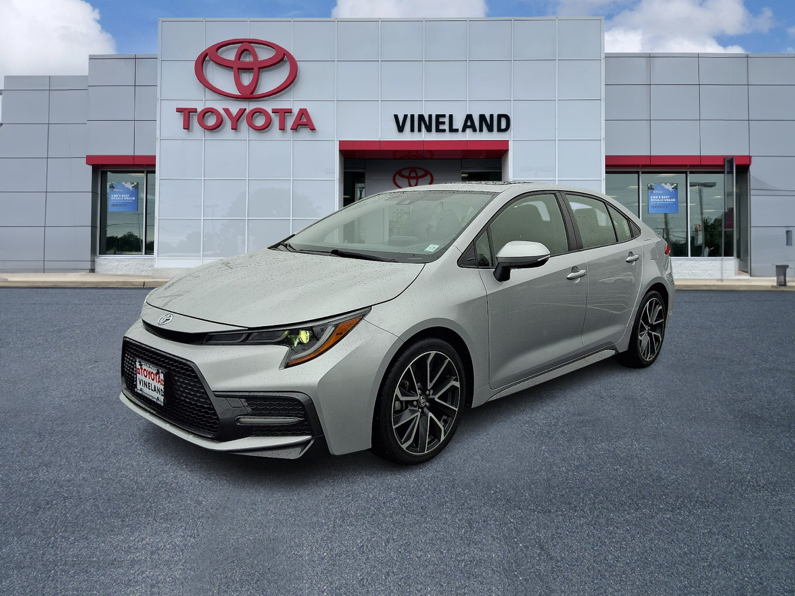 2022 Toyota Corolla SE photo 3