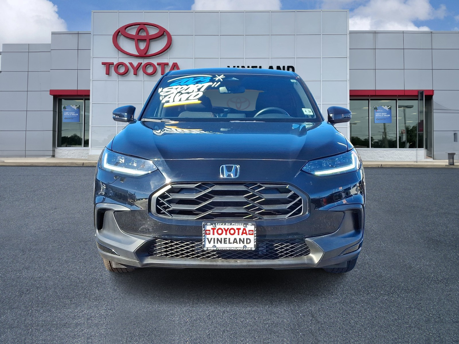 2023 Honda HR-V Sport photo 2