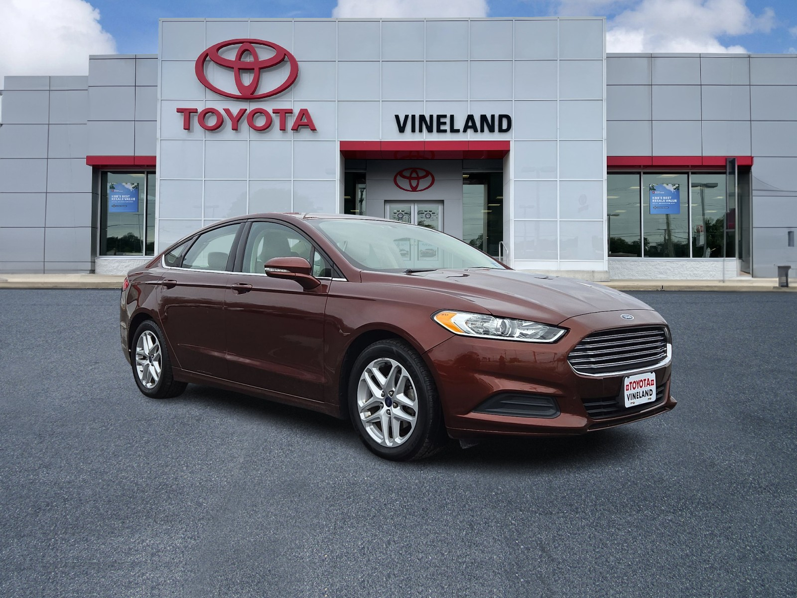 2016 Ford Fusion SE