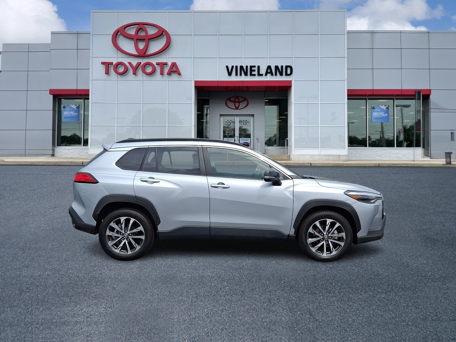 Used 2025 Toyota Corolla Cross SUV