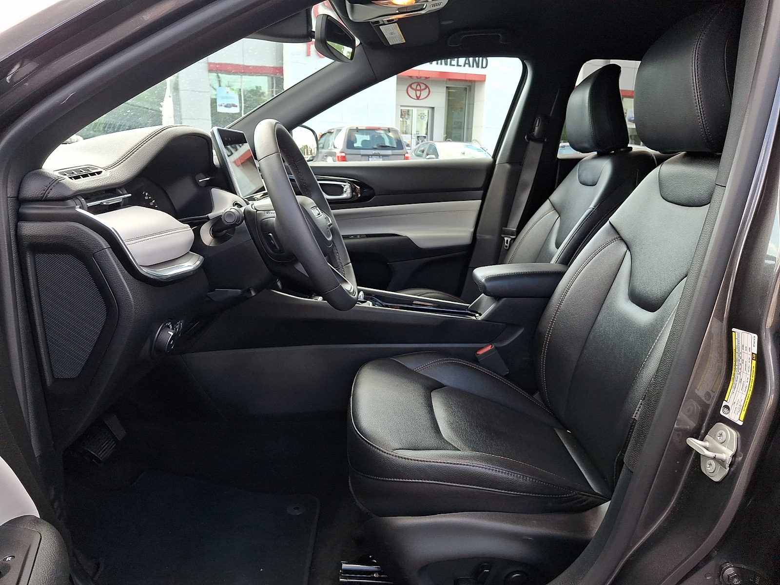Used 2024 Jeep Compass SUV