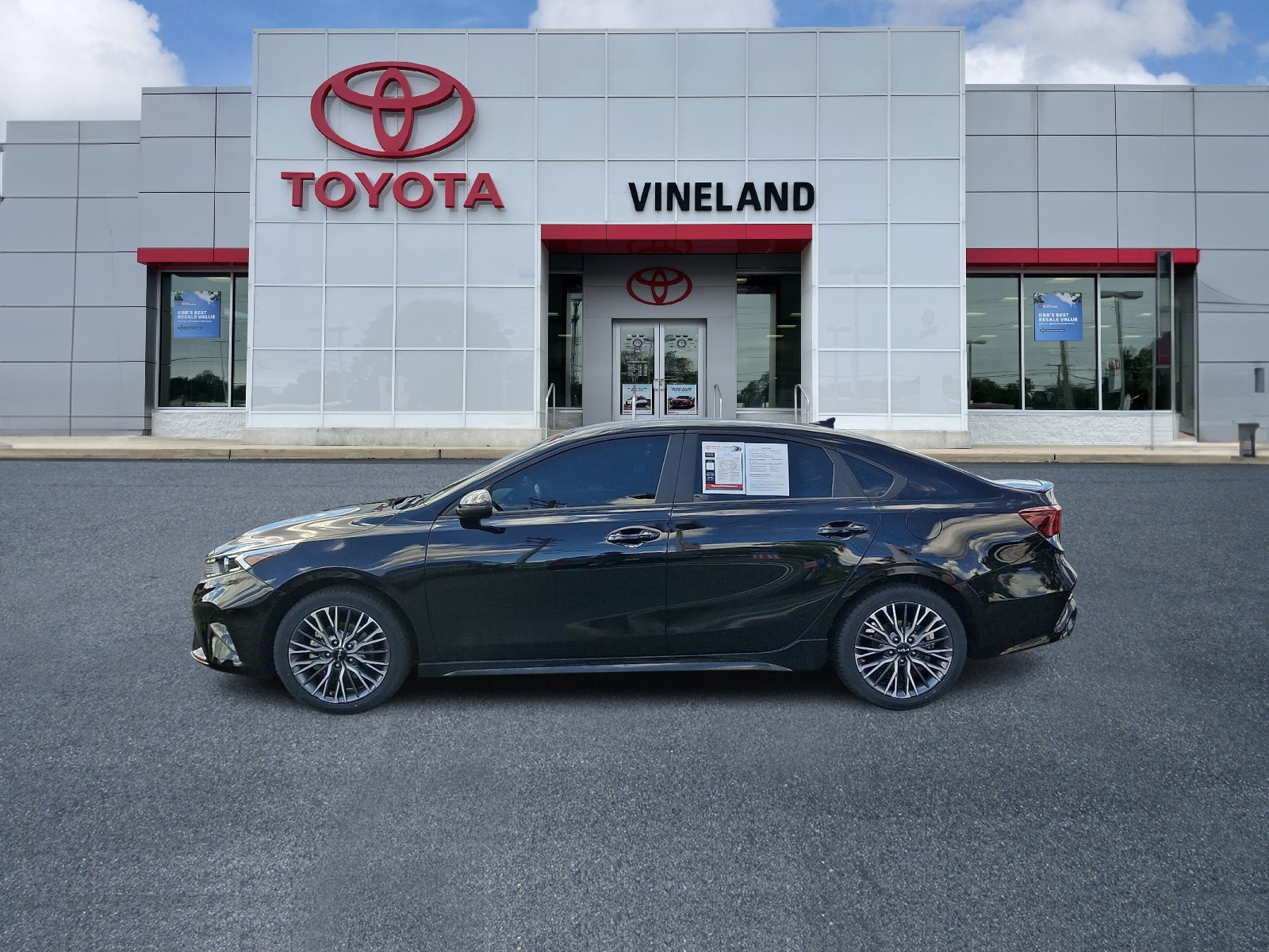 Used 2023 Kia Forte Sedan