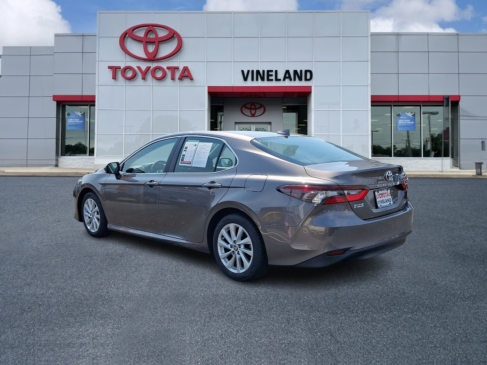 Used 2023 Toyota Camry Sedan