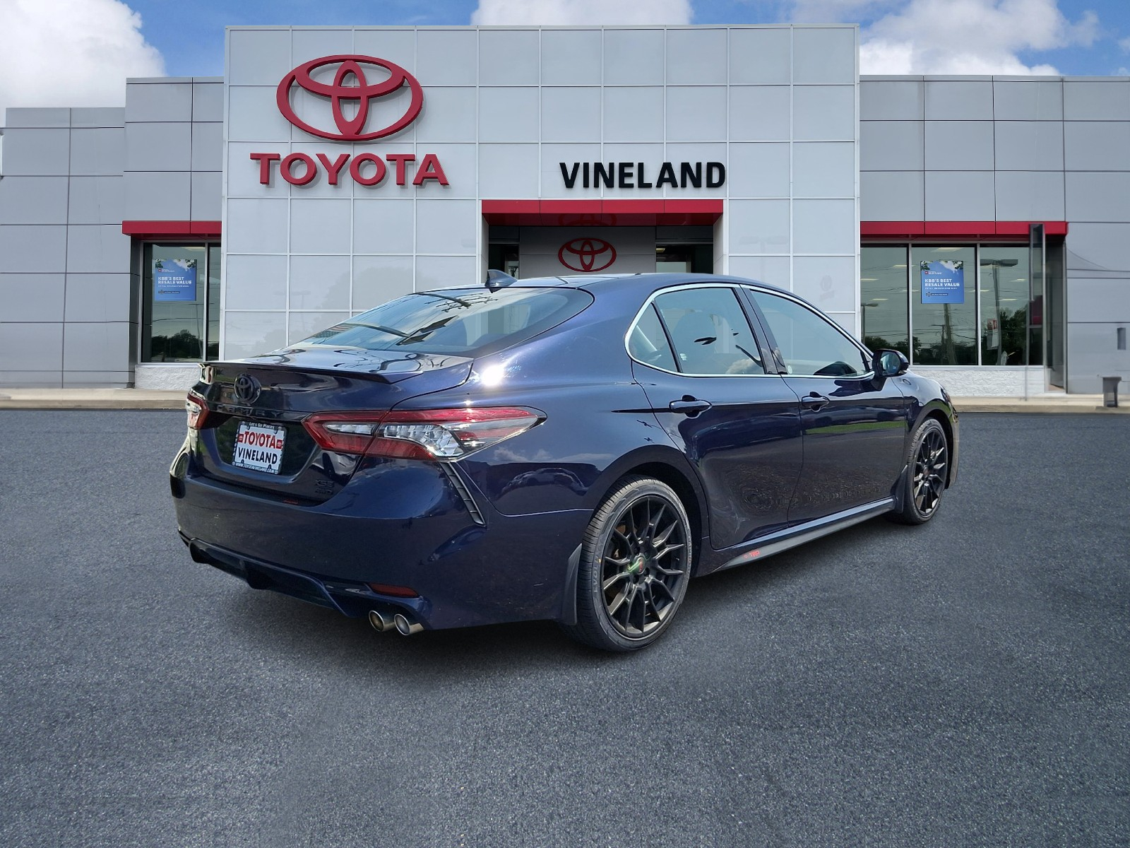 Used 2021 Toyota Camry Sedan