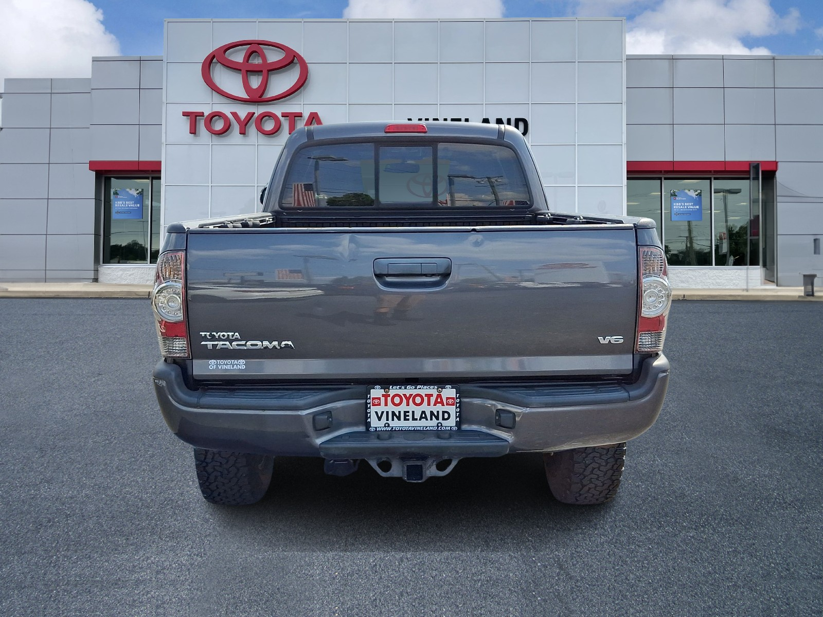 Used 2013 Toyota Tacoma Truck