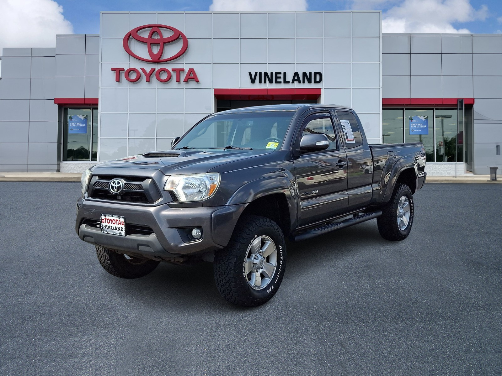 Used 2013 Toyota Tacoma Truck