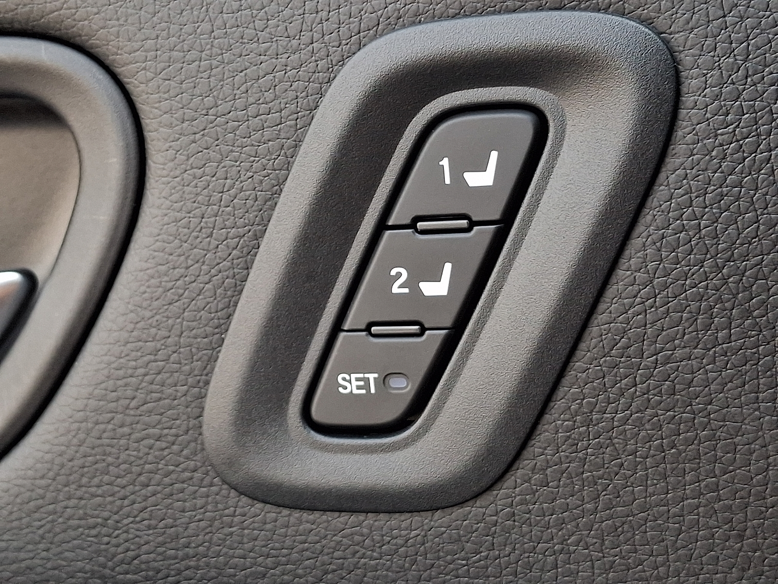 Used 2025 Honda Pilot SUV