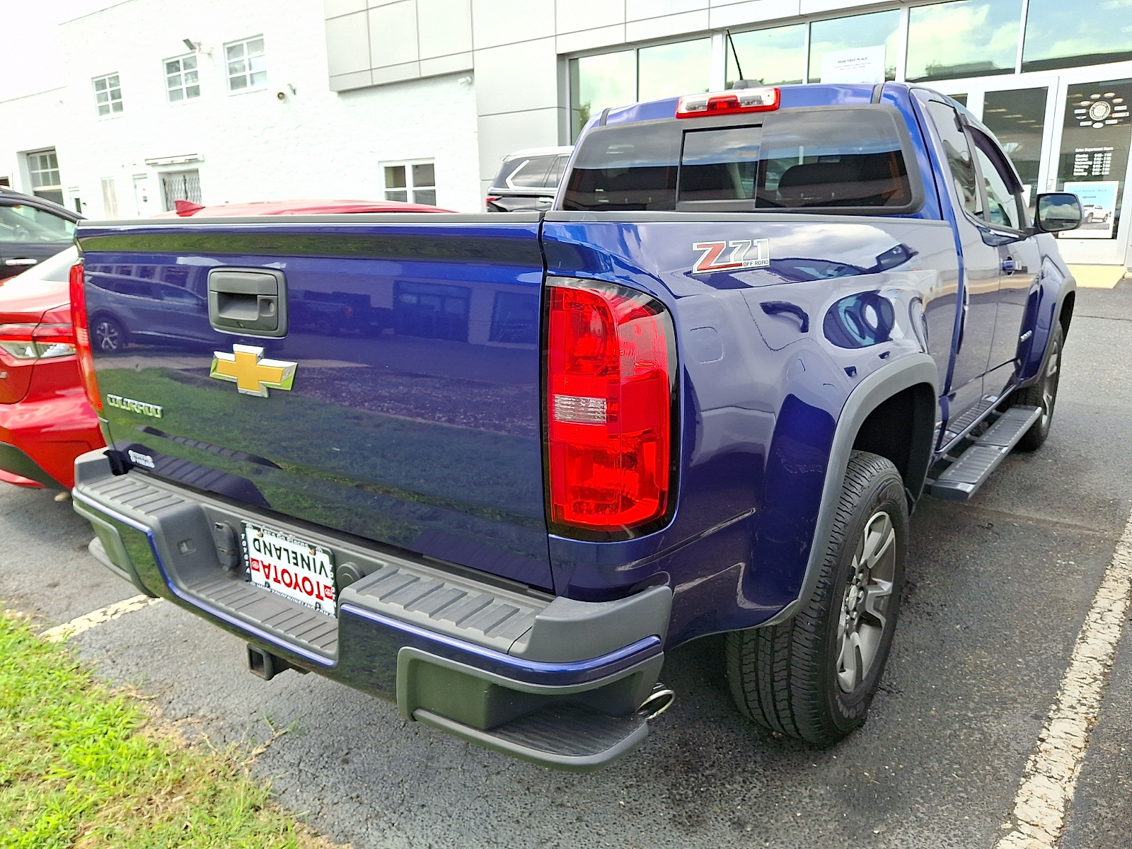 Used 2016 Chevrolet Colorado Sedan