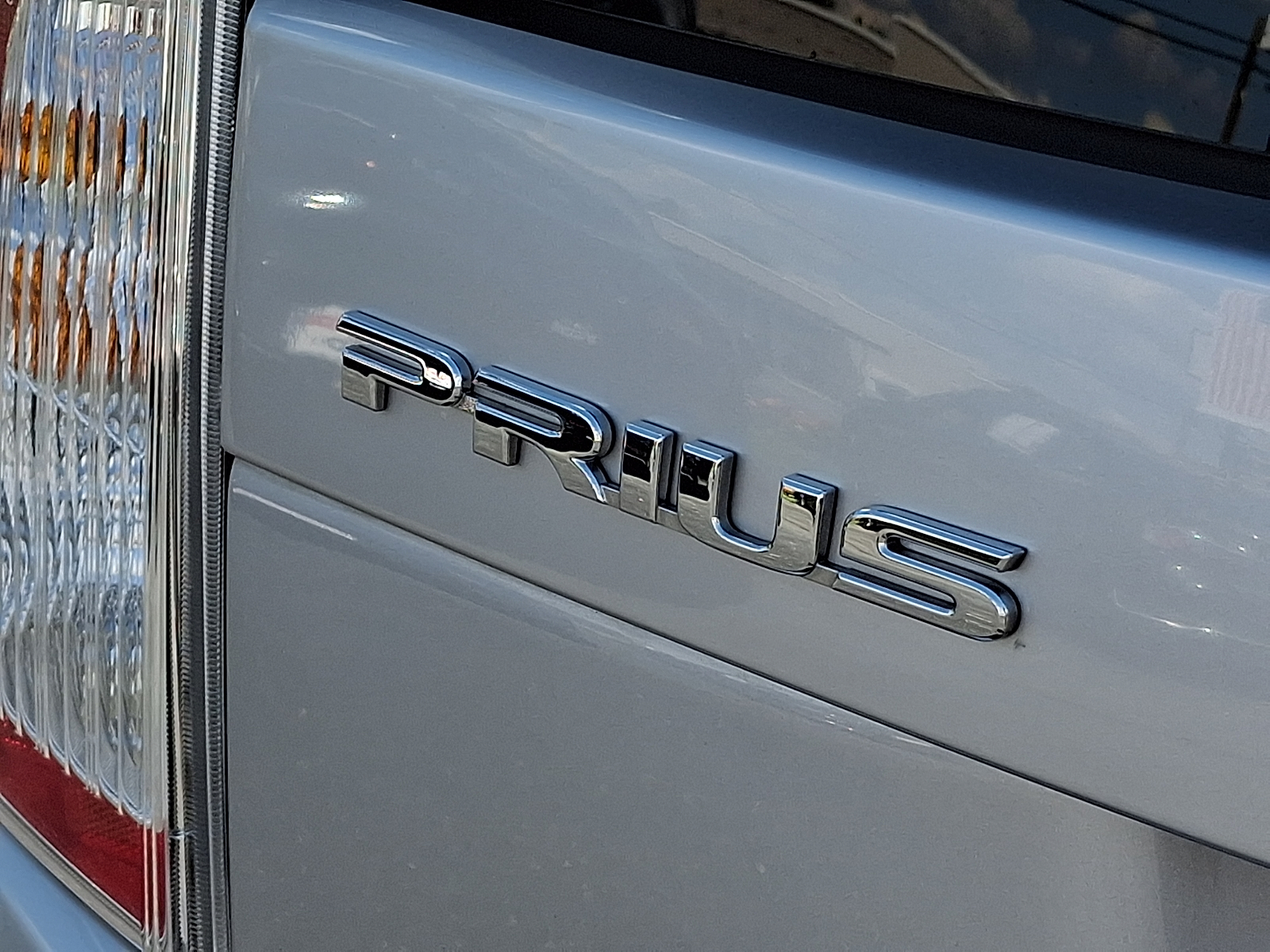 Used 2015 Toyota Prius Hatchback