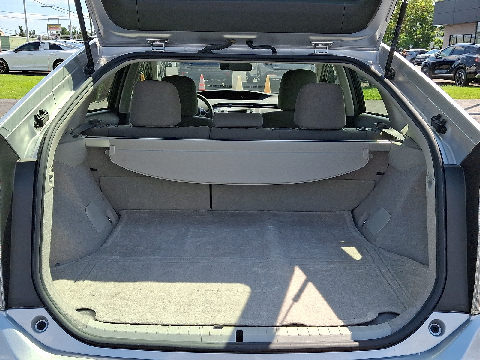 Used 2015 Toyota Prius Hatchback