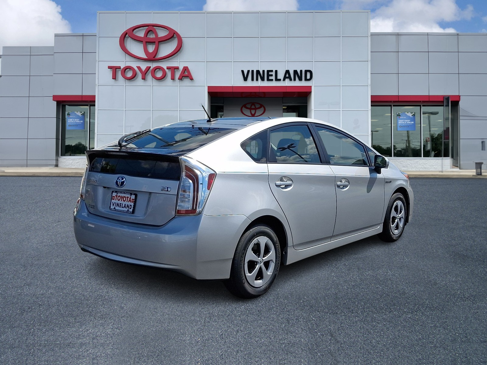 Used 2015 Toyota Prius Hatchback