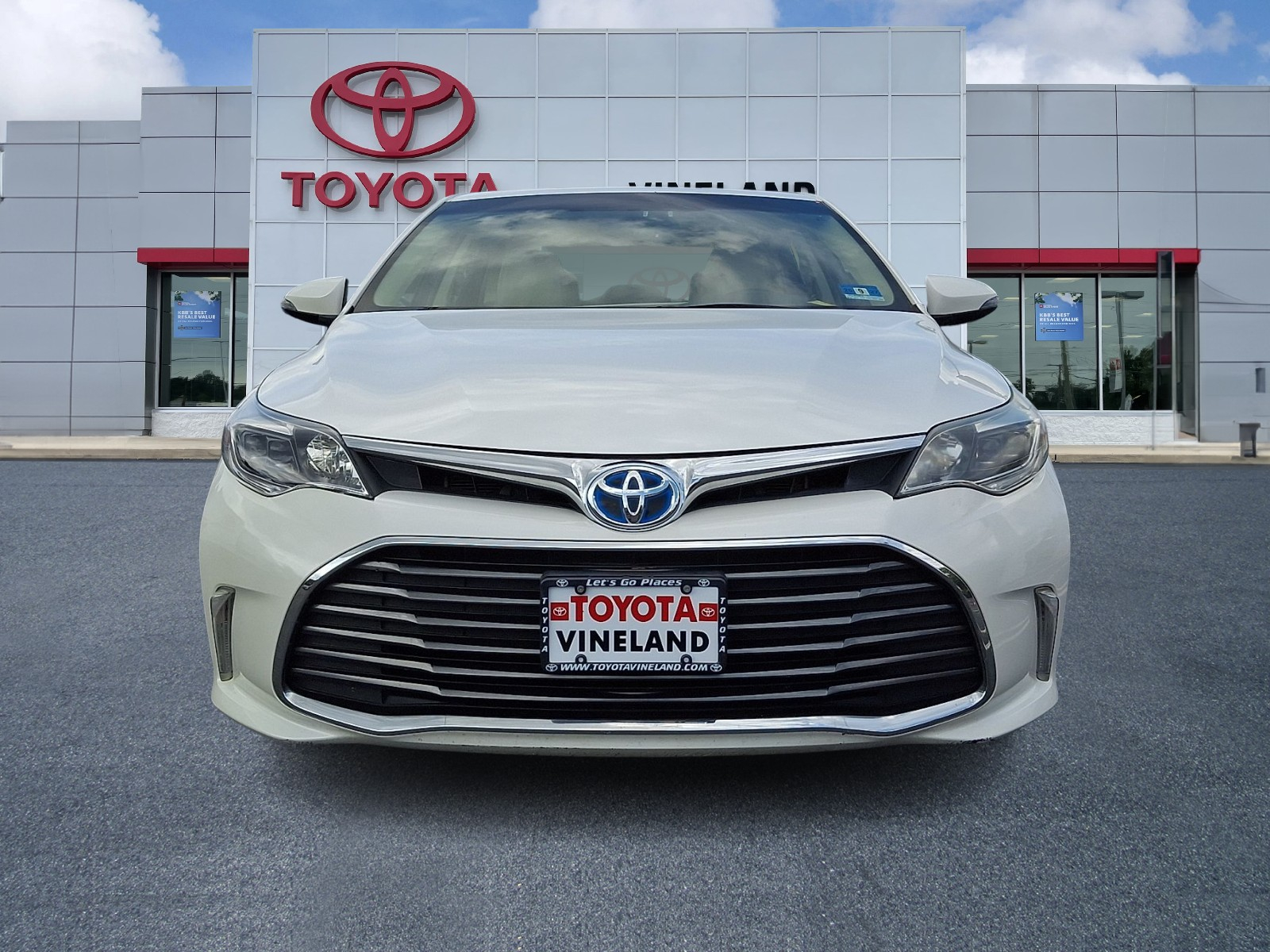 Used 2016 Toyota Avalon XLE Premium with VIN 4T1BD1EBXGU056507 for sale in Vineland, NJ