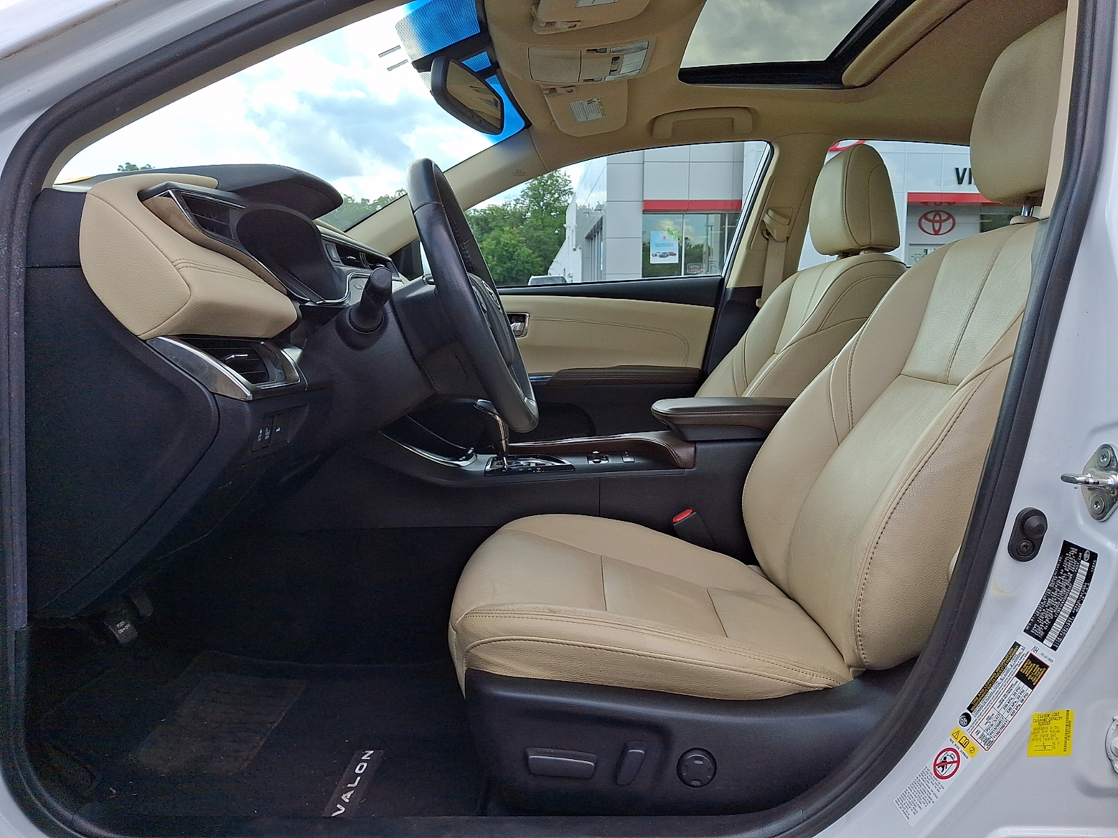 Used 2016 Toyota Avalon Hybrid Sedan