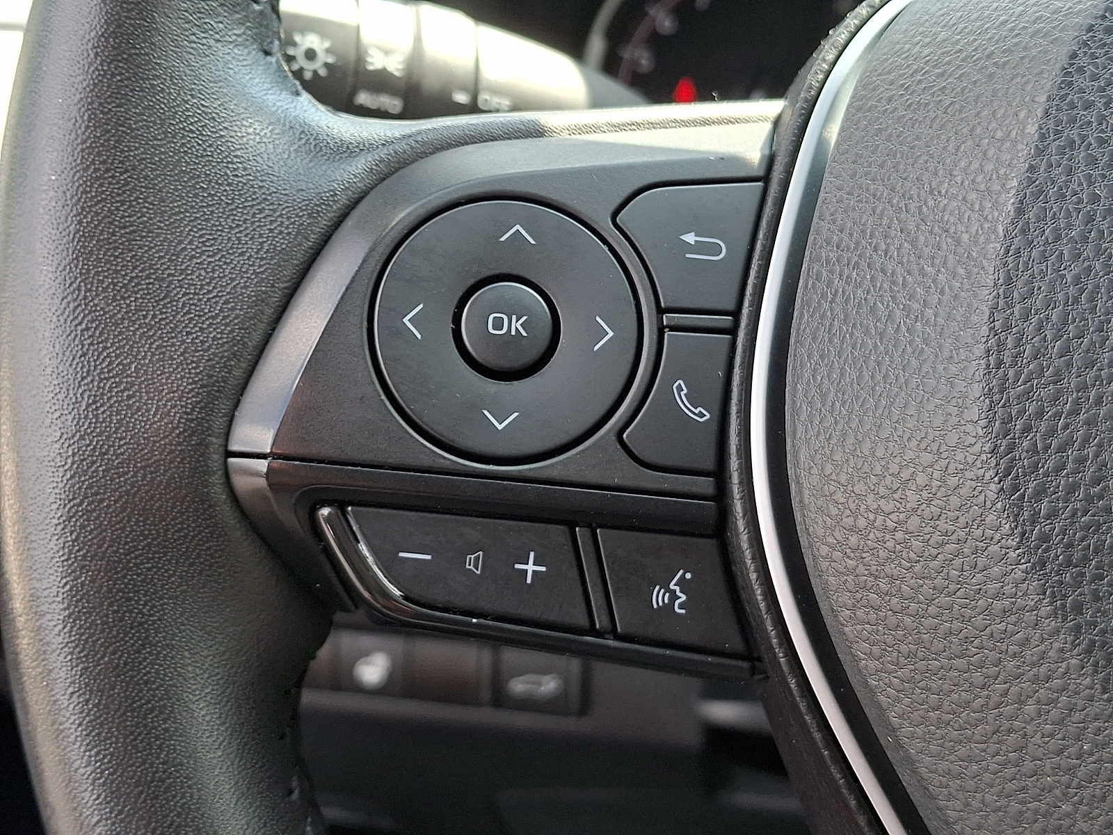 Used 2025 Toyota RAV4 SUV