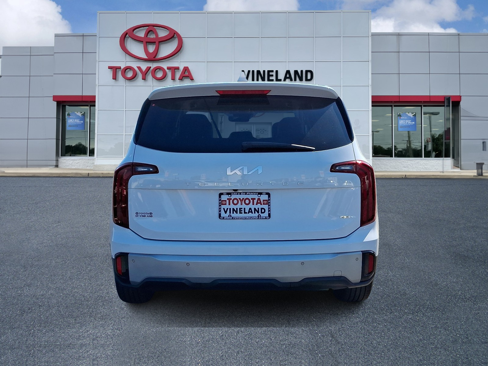 Used 2024 Kia Telluride SUV