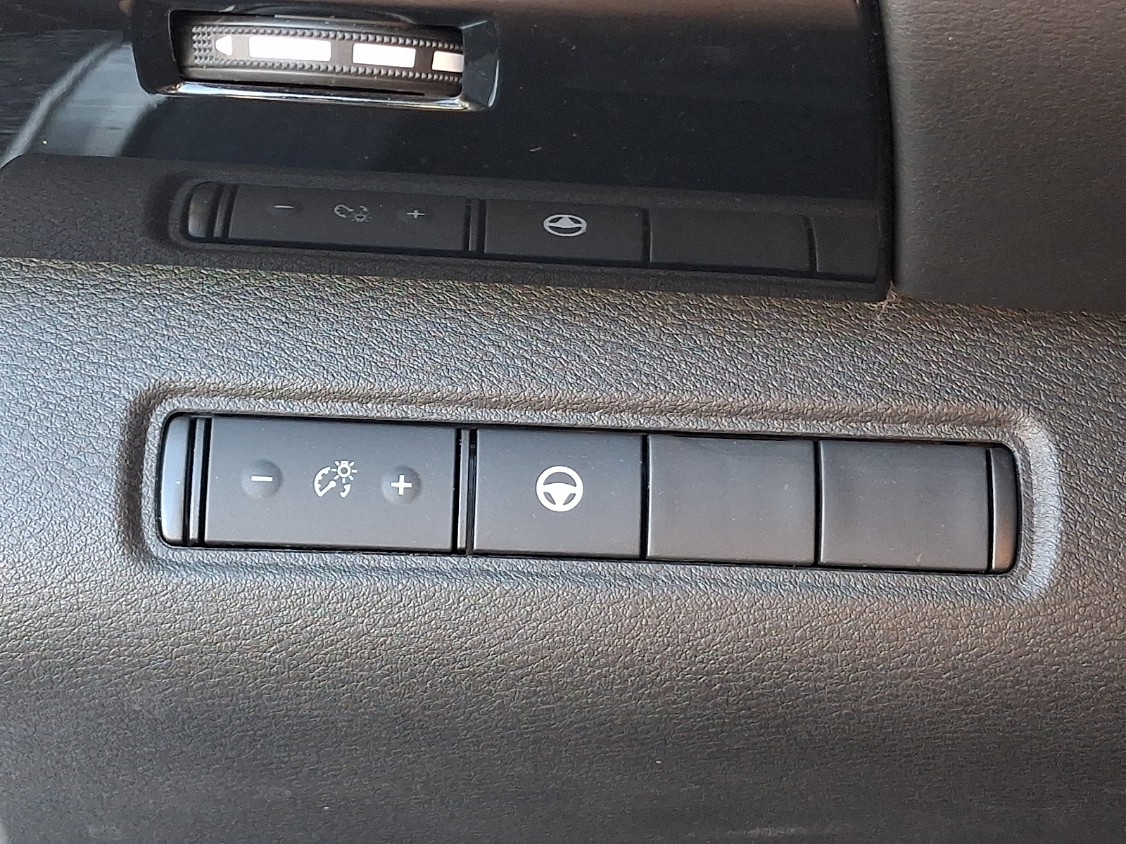 Used 2023 Nissan Pathfinder SUV